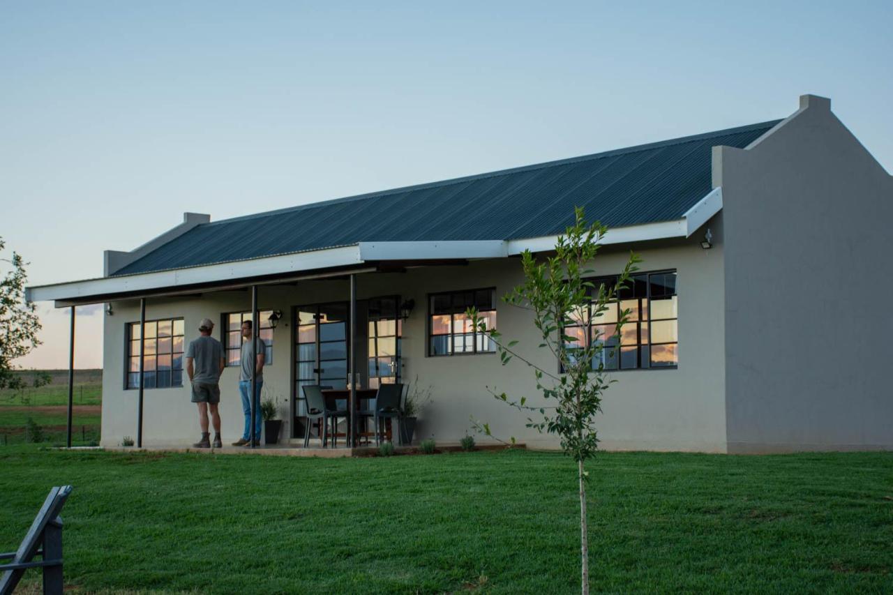 Kezlyn Farm Cottages Bergville Bagian luar foto