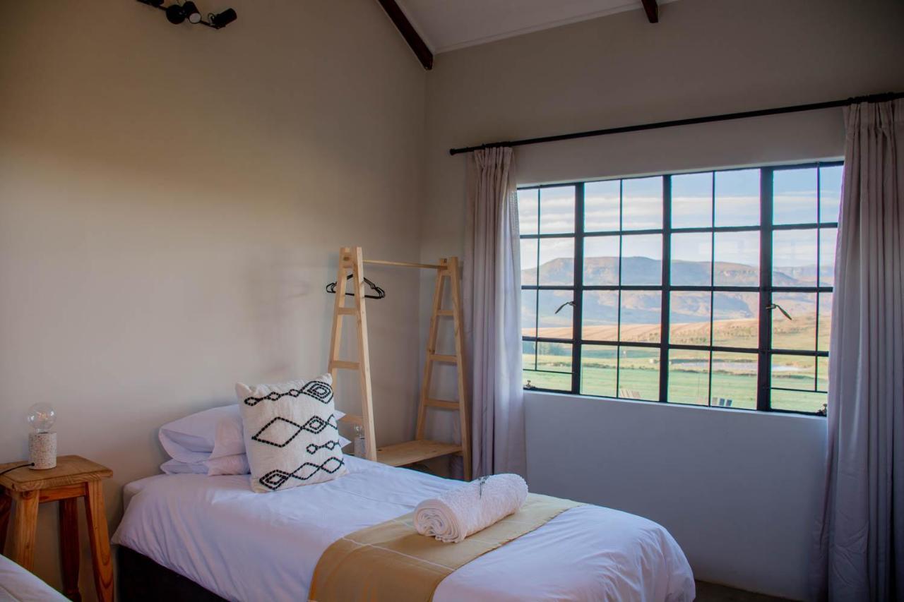 Kezlyn Farm Cottages Bergville Bagian luar foto