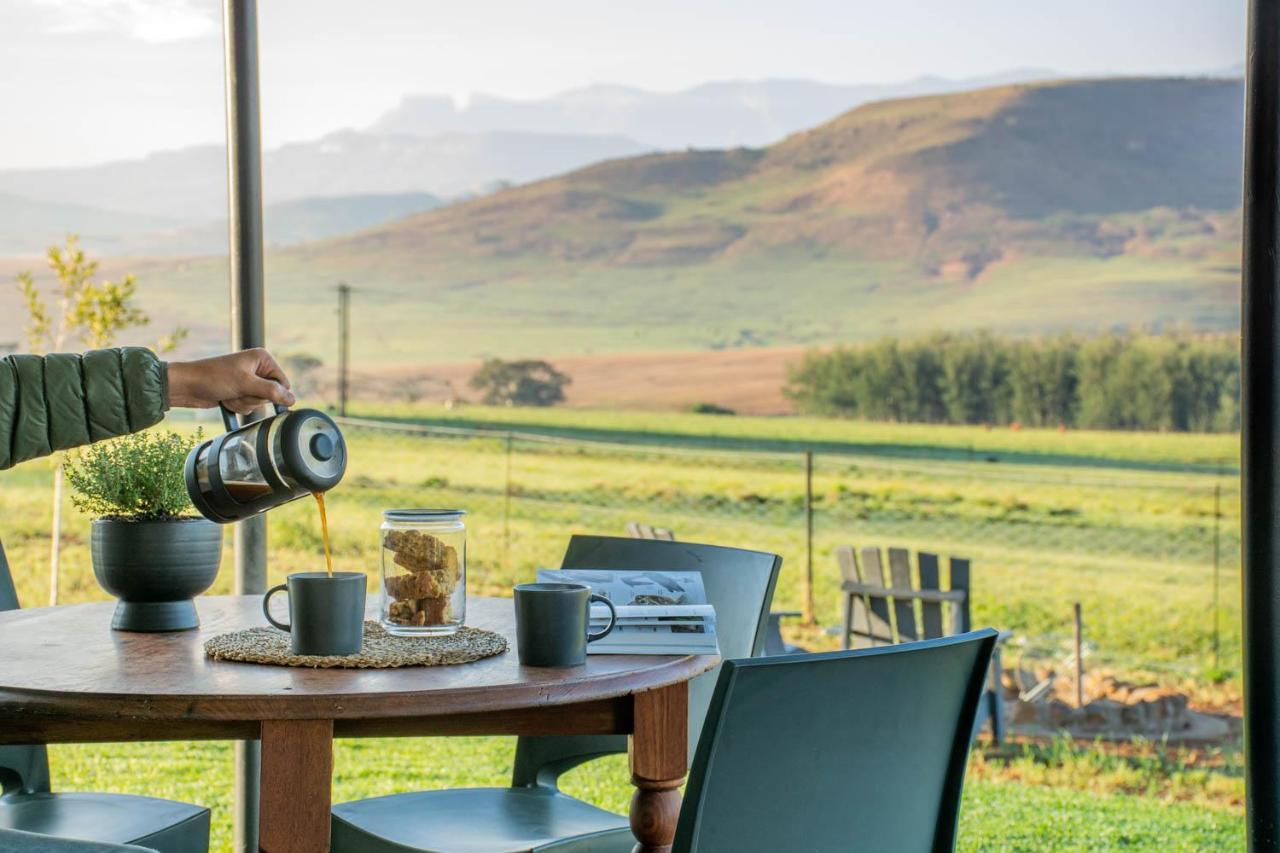 Kezlyn Farm Cottages Bergville Bagian luar foto